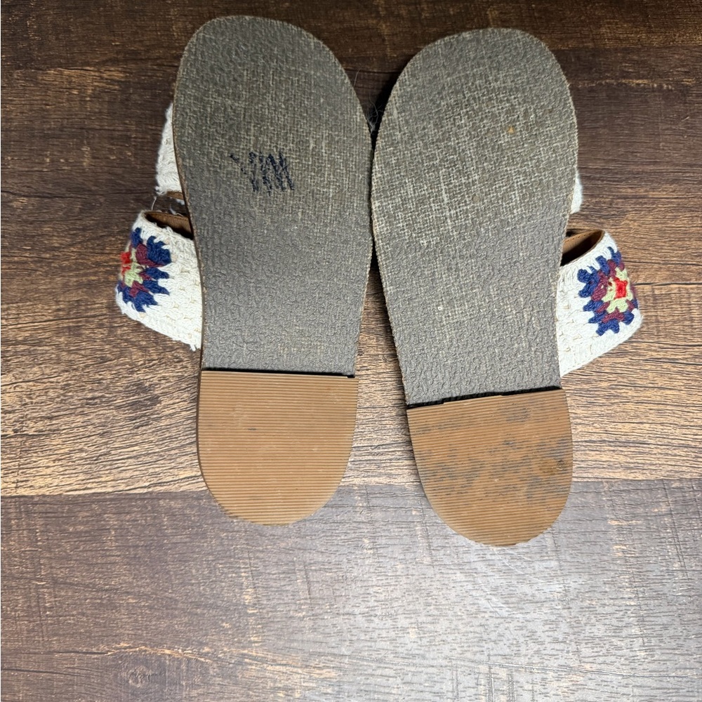 Free People Women's White Crochet Double Strap Slide Sandals - Picture 2 of 4